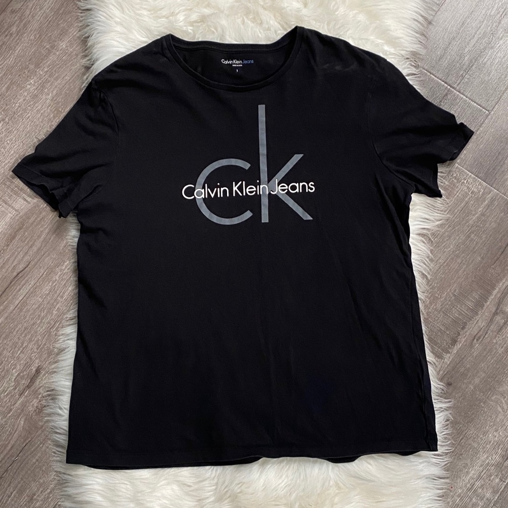 Calvin Klein Tee